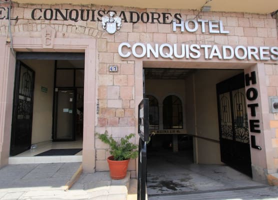Hotel Conquistadores 1