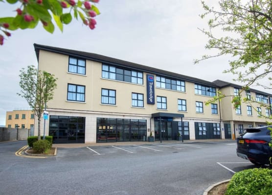 Travelodge Galway 1