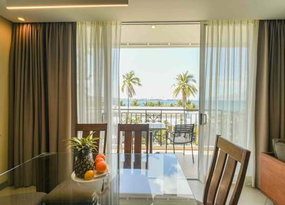 Court Meridian Hotel & Suites 1