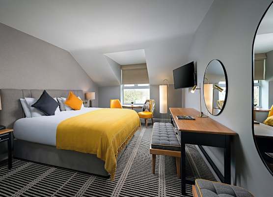 Parkavon Hotel 1