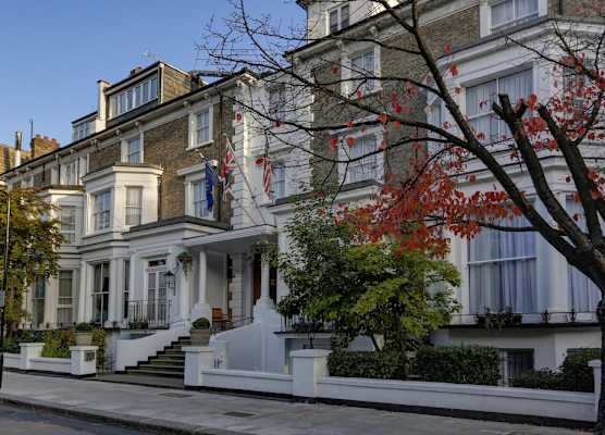 Best Western Swiss Cottage Hotel 1