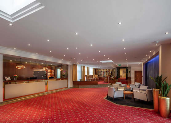 Hotel Schweizer Hof Thermal und Vital Resort 1