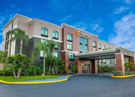 Comfort Inn & Suites Clearwater South 1