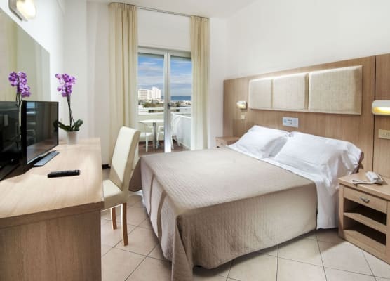 Hotel Cormoran 1