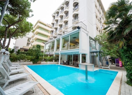 Hotel Royal Plaza 1