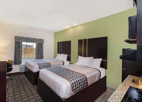 Baymont by Wyndham Baton Rouge 1
