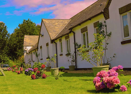 The Evergreen Hotel 1