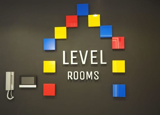 Level Rooms 1