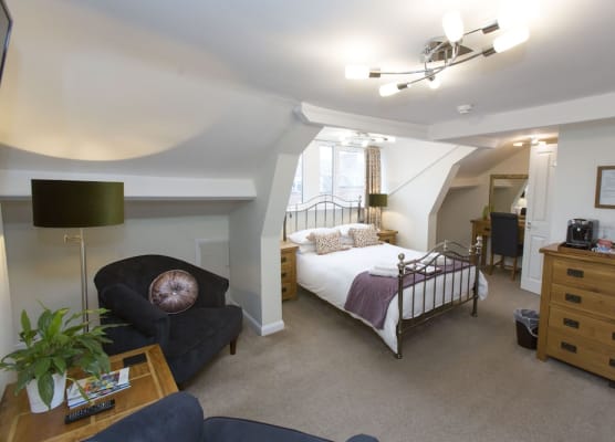 Rosslyn House 1