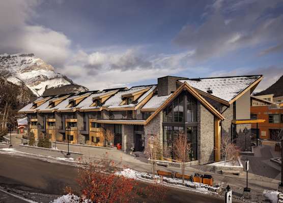 Peaks Hotel and Suites 1