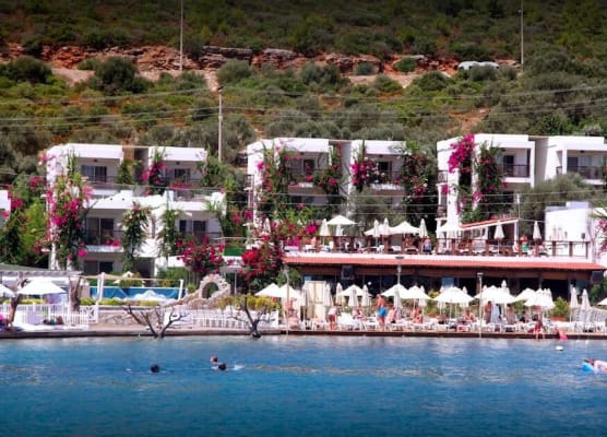 Mi Casa Beach Hotel 1