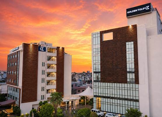 Golden Tulip Lucknow 1
