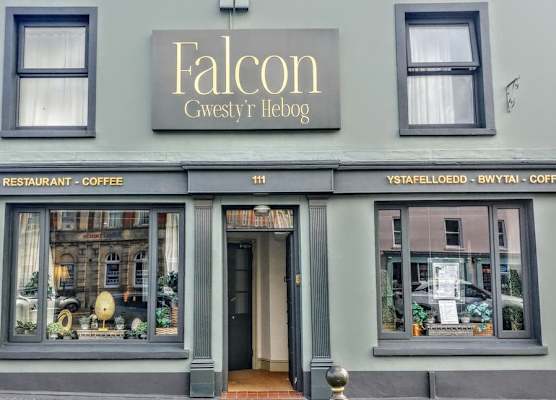 Falcon Hotel 1