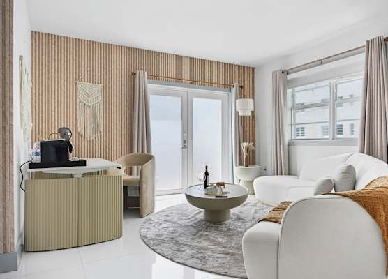 The Townhouse Hotel 1