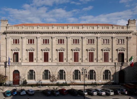 Grand Hotel Piazza Borsa 1