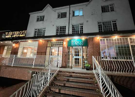 White Rose Hotel & Restaurant - Leeds 1