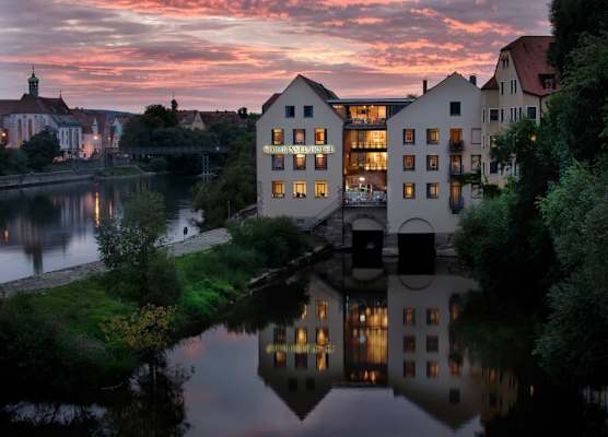 SORAT Insel-Hotel Regensburg 1