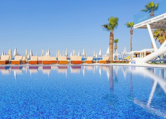 Flamingo Paradise Beach Hotel - Adults Only 1