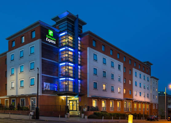 Holiday Inn Express STEVENAGE by IHG 1