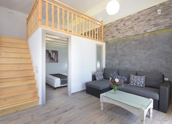 Vlycha Beach Apartments 1