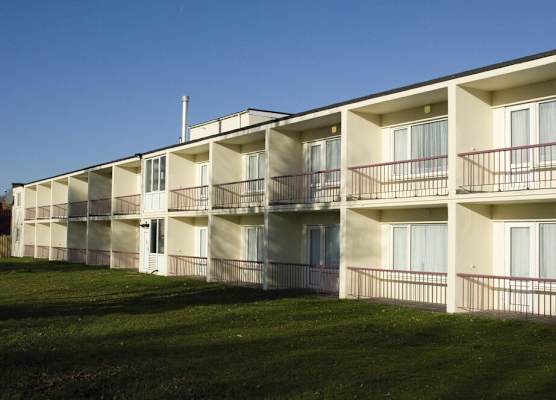 Premier Inn Bristol - Alveston 1