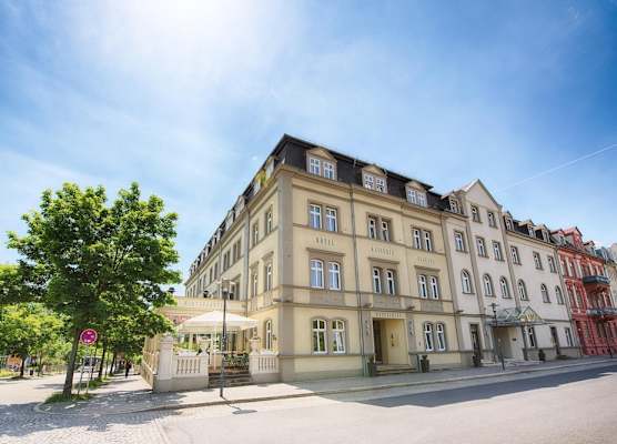 Hotel Kaiserin Augusta 1