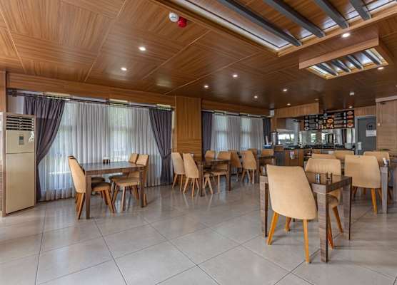 Seven City Hotel 1