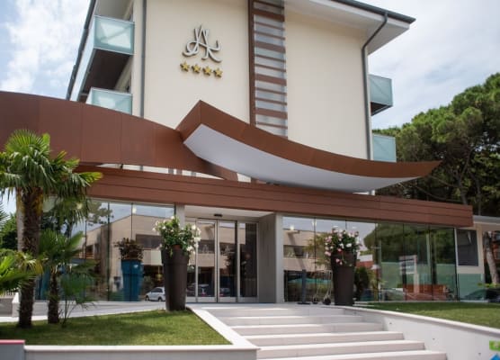 Hotel Arizona 1