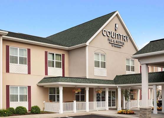 Country Inn & Suites by Radisson, Ithaca, NY 1