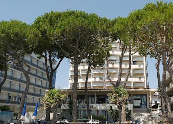 Hotel Ambasciatori Palace 1