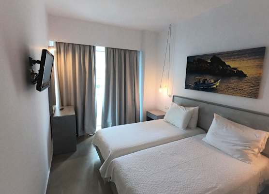ALOS SUITES ex-Possirama Bay aparts 1
