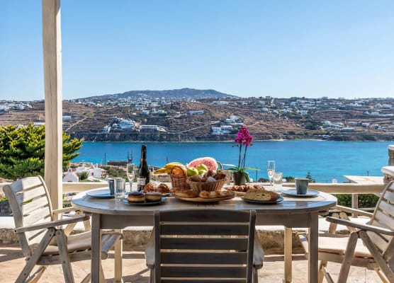 Yalos Mykonos Ornos Pouli private apartments w shared swimming pool 1