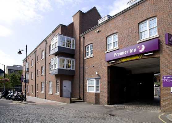 Premier Inn London Southwark Bankside 1