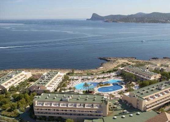 Sirenis Seaview Country Club 1