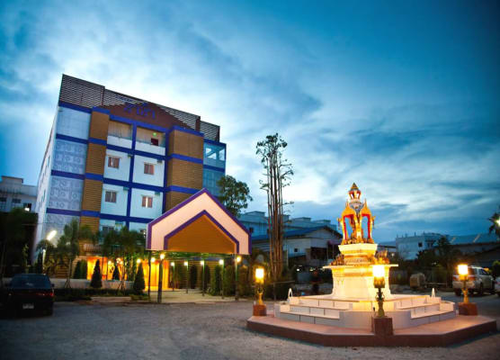 Zaza Hotel 1