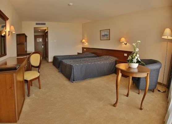 HVD Riviera Beach Ultra All Inclusive & Mineral Pool - Private Beach & Free Parking 1