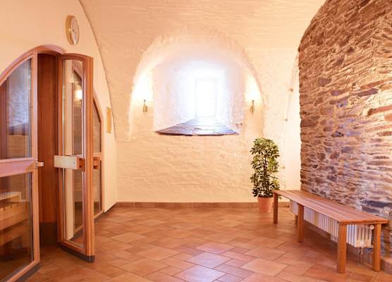 Hotel und Restaurant Burg Schnellenberg 1