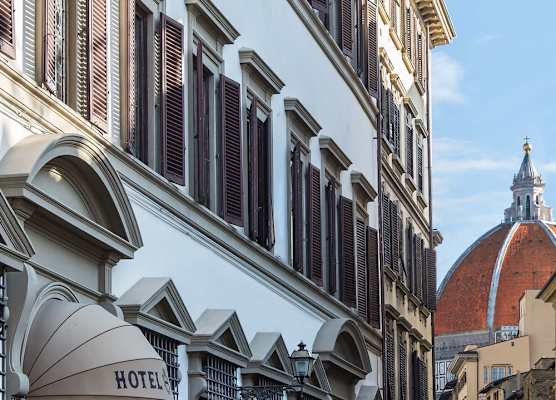 Hotel Paris 1