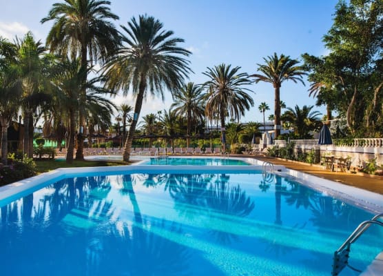 HL Miraflor Suites Hotel 1