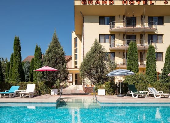 Grand Hotel Brasov 1