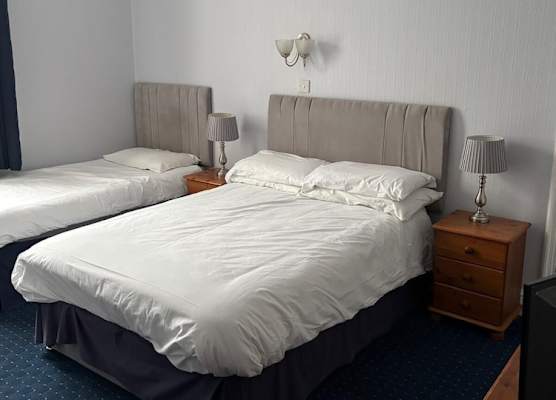 Ashwood Hotel 1
