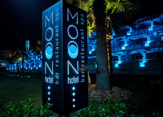 Moon Hotel & SPA. 1