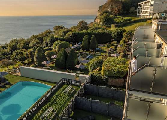 Luccombe Hall Hotel 1