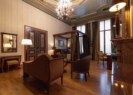 Grand Hotel en Résidence De Draak 1