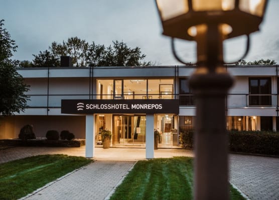 Schlosshotel Monrepos 1