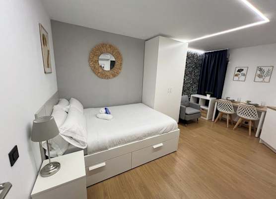 Modular Suites Alfonso Gómez 1
