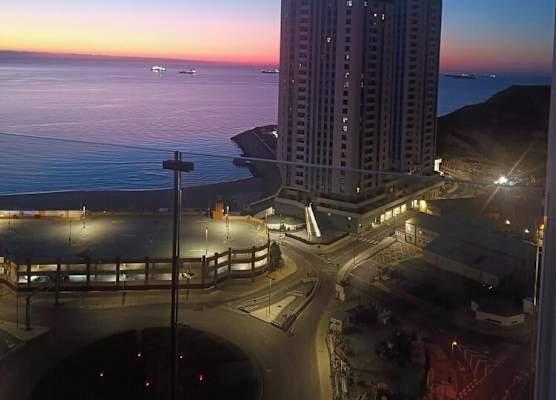 E1 18th Floor Studios, Sea & Beach Views 1