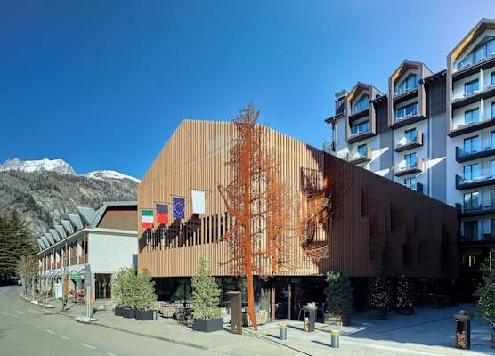 Le Massif Hotel & Lodge Courmayeur - The Leading Hotels of the World 1