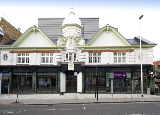 Premier Inn London Clapham 1