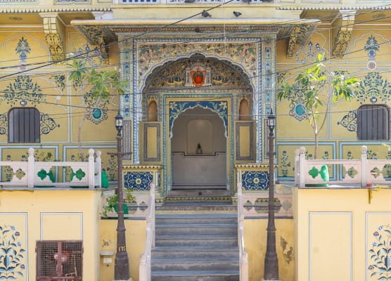 Bloom Boutique l Chelon Haveli 1